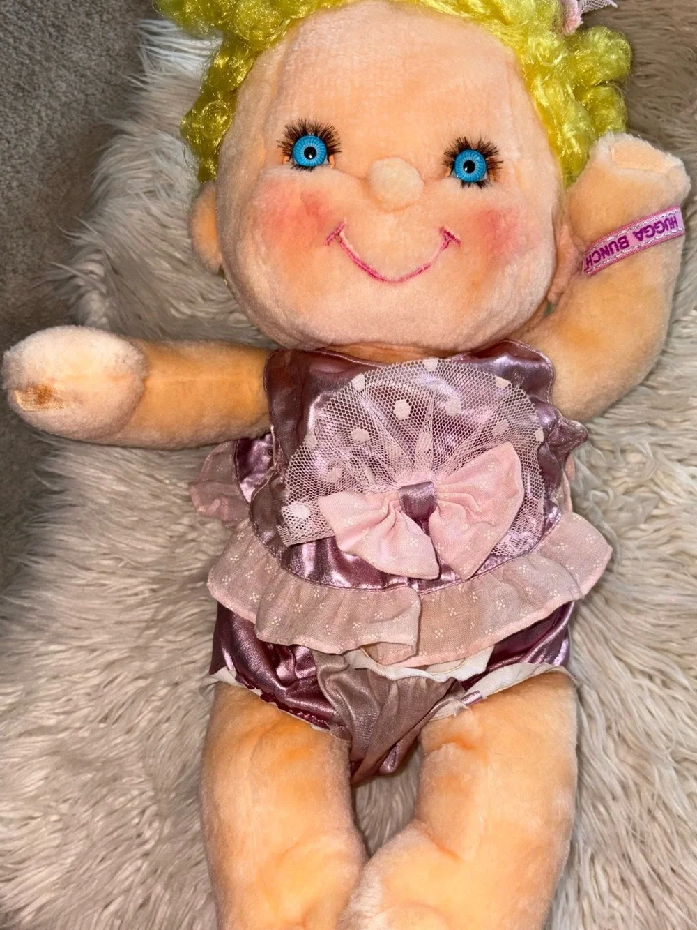 Kenner Hugga Bunch Precious Hugs 18” Blonde Curly Plush Doll 80’s Baby Vintage